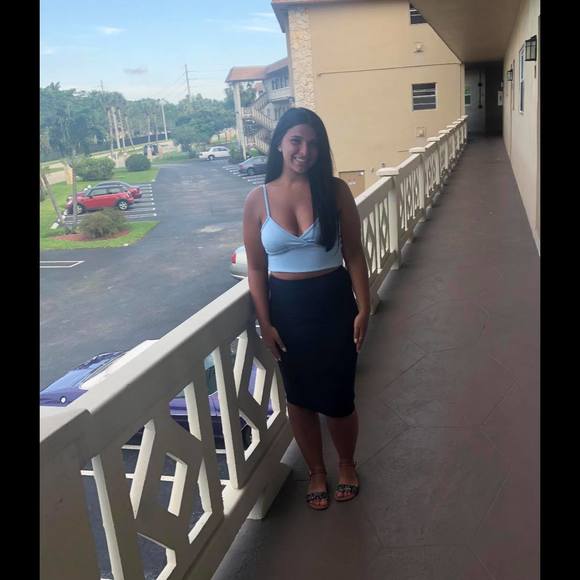 Meet your Posher, Jess - Picture 1 of 1